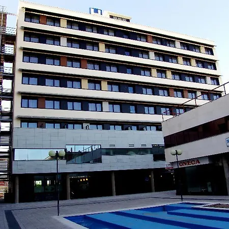 & Real Ciudad De 4* Saragoça