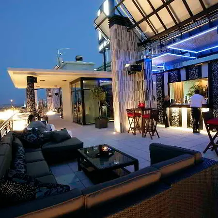 & Real Ciudad De Hotel