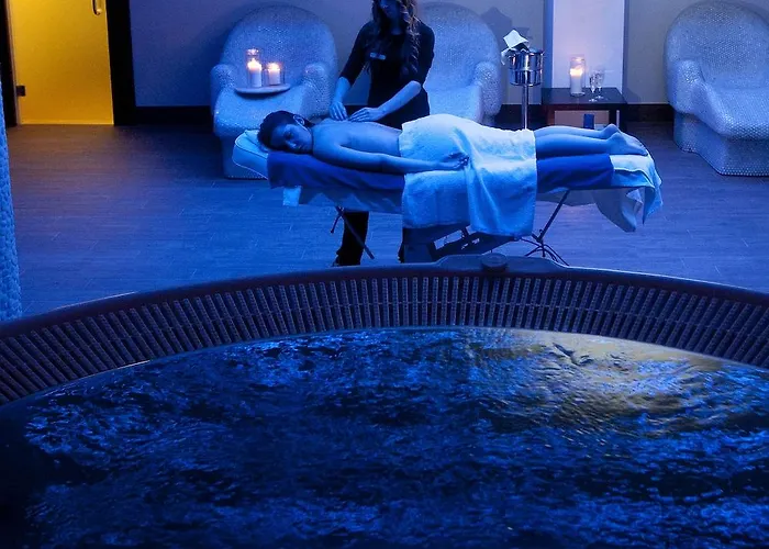 מלון & Real Ciudad De 4*