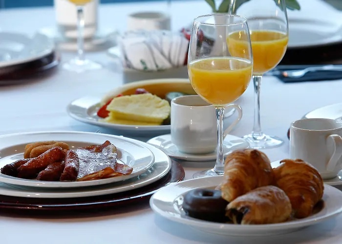 & Real Ciudad De فندق