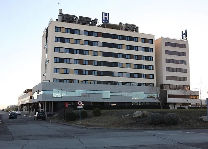 Hotel & Real Ciudad De 4*