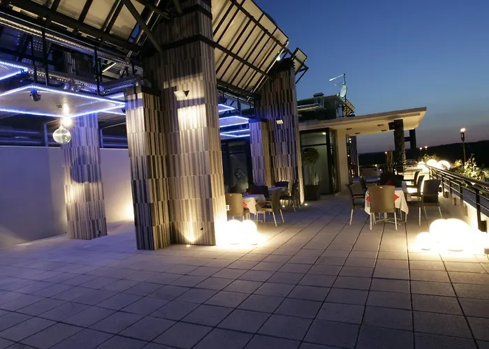 & Real Ciudad De 4* سرقسطة