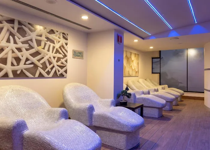 فندق & Real Ciudad De سرقسطة